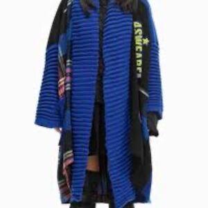 Blue and Black Women's Cape by VDR Viadellros